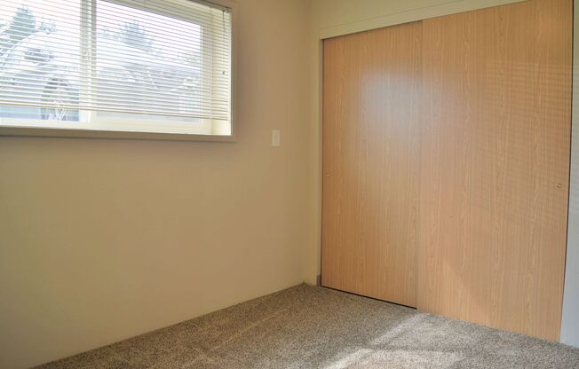 2 beds, 1 bath, 785 sqft, $1,295, Unit FQ 319