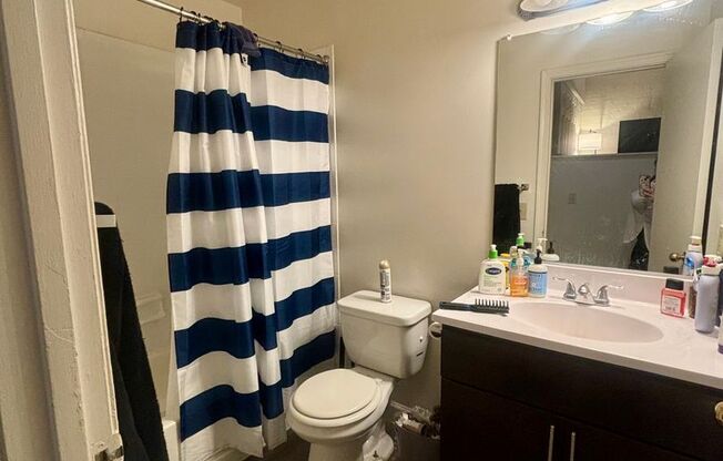 2 beds, 2 baths, 900 sqft, $2,299, Unit 318