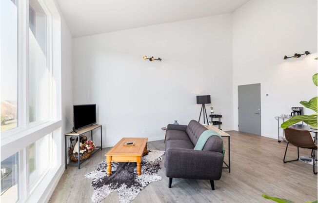 1 bed, 1 bath, 538 sqft, $1,145, Unit 411