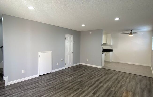 2 beds, 1.5 baths, 853 sqft, $2,695, Unit 06