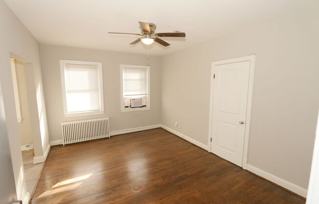 116 44th Street NE