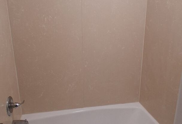 2 beds, 2 baths, 836 sqft, $2,400, Unit 203