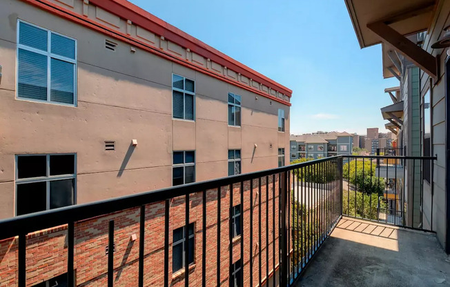 4 beds, 2 baths, 1,198 sqft, $3,495, Unit 603