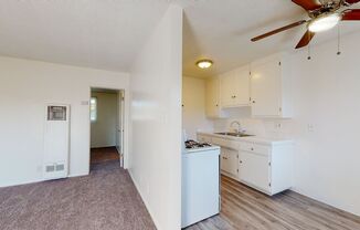 1 bed, 1 bath, $1,569, Unit 16