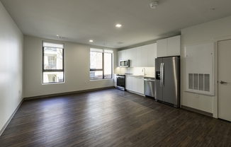 Studio, 1 bath, 530 sqft, $2,500, Unit 306