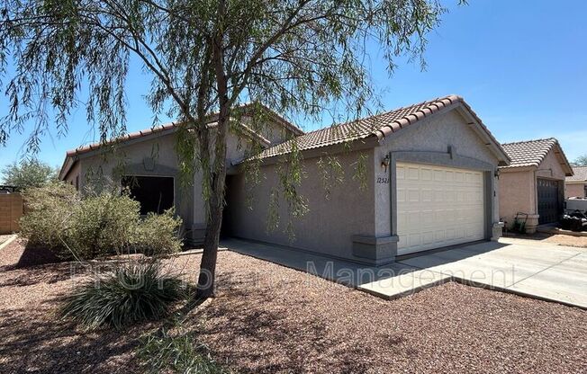 12521 W MYER LN
