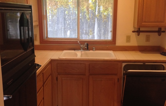 Great House in Redmond near Microsoft campus area for rent