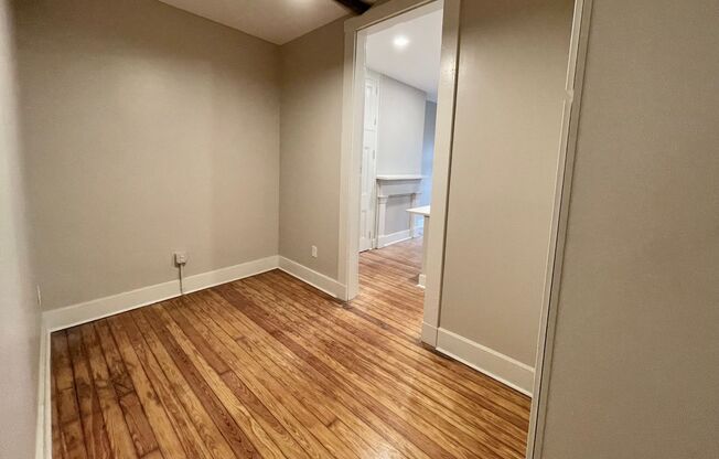 Studio, 1 bath, 410 sqft, $1,085, Unit 1223- #403