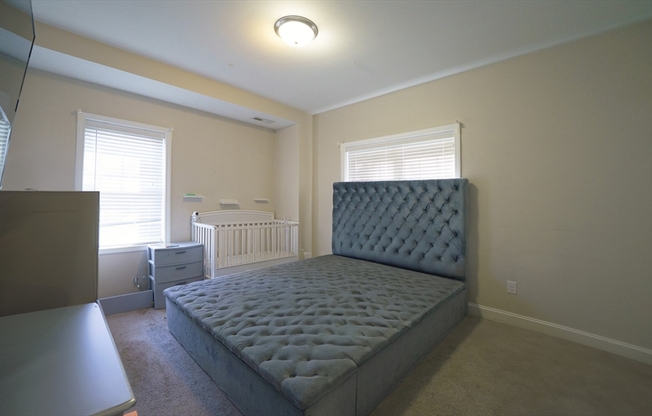 60 HOLWORTHY