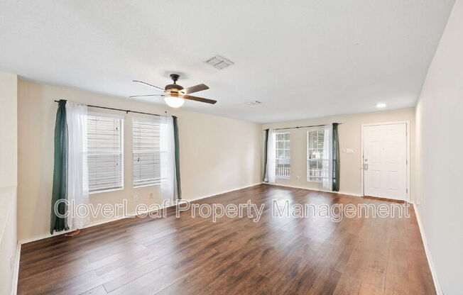 5826 BRONCO WAY