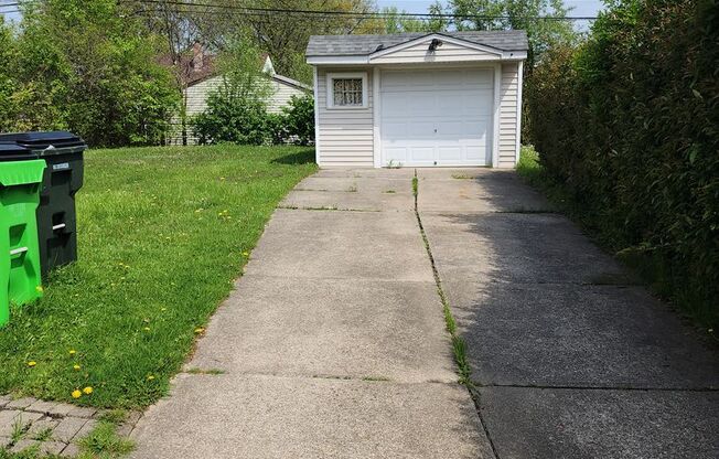 Gorgeous 3 Bedroom Home For Rent in Garfield Heights