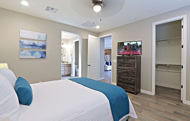 4 beds, 3 baths, $5,460