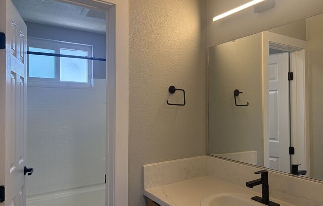 1 bed, 1 bath, 540 sqft, $2,080, Unit 320-19