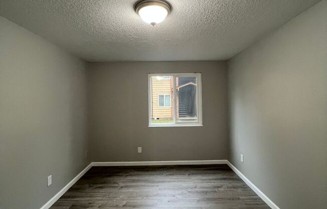 Del Ray Apartments