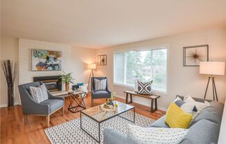 5 beds, 3 baths, $3,900