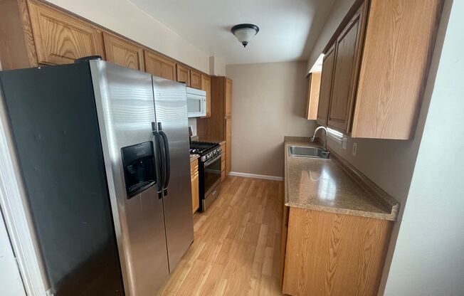 3 beds, 2 baths, $2,000