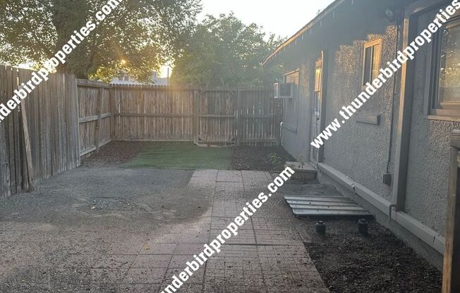 2 beds, 1 bath, $1,700