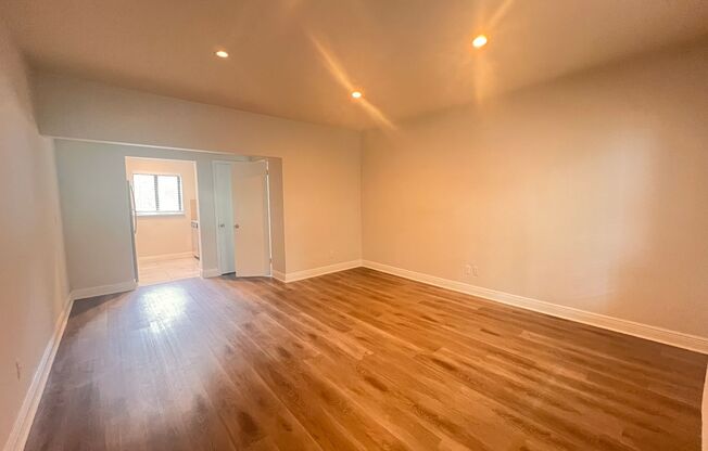 3201 Aviation Avenue