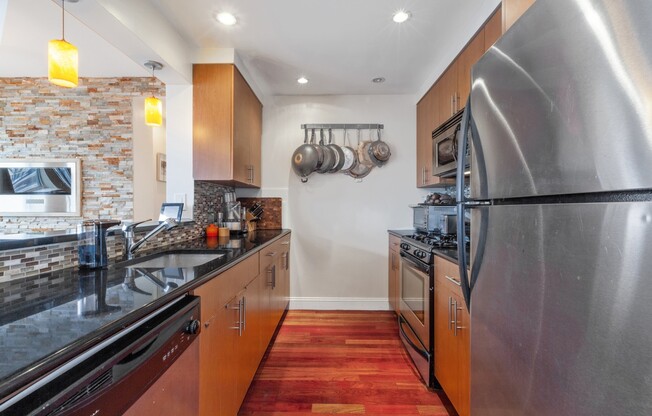 603 W 148 ST