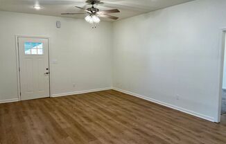 2 beds, 2 baths, $1,300