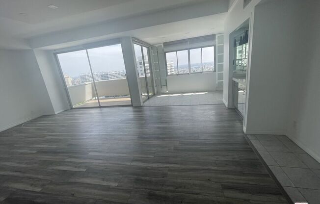 2 beds, 2 baths, 1,377 sqft, $4,900, Unit 702