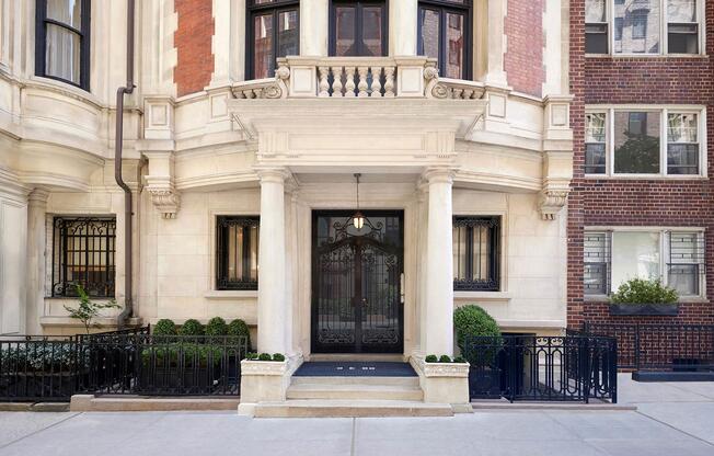 9 E 88 ST