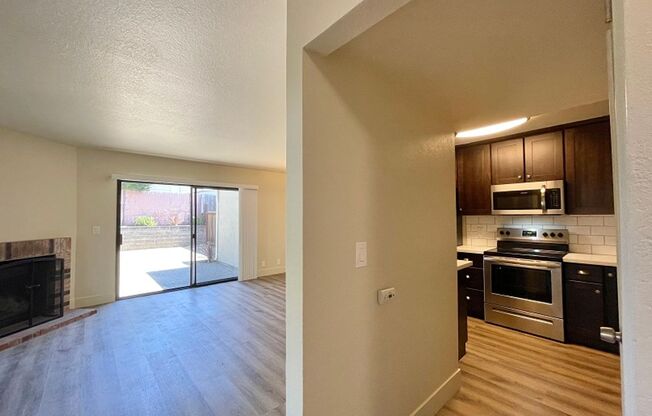 Beautifully Renovated Two Bedroom Napa Townhome