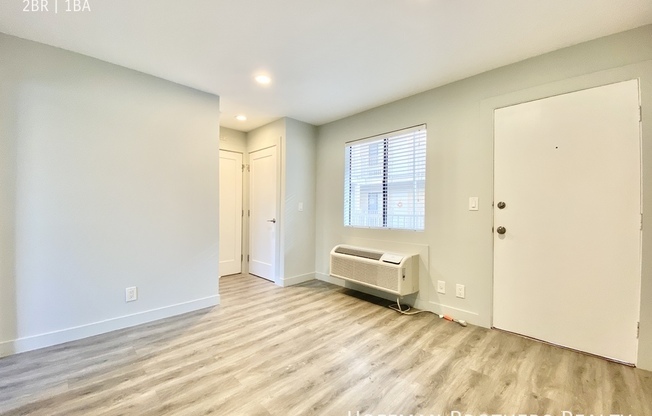 2 beds, 1 bath, $2,795