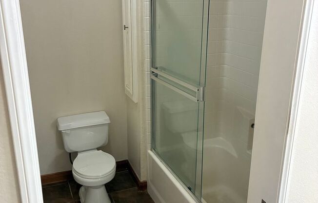 Beautiful 1 Bed 1 Bath in a great community