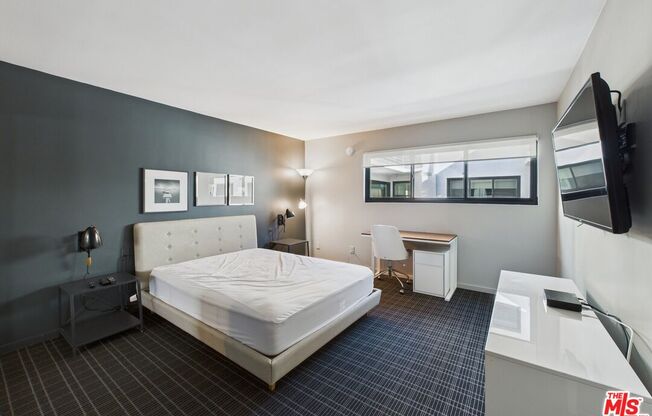 2 beds, 2 baths, 1,124 sqft, $6,100, Unit 205B