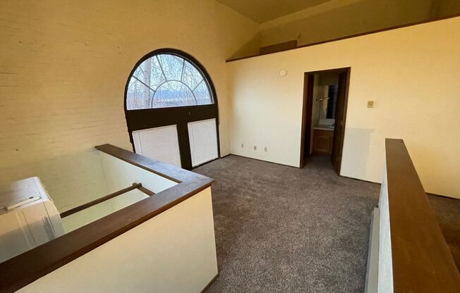 1 bed, 1 bath, $825, Unit 75