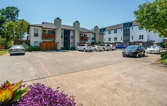 Beautiful 1 bed 1 bath apartment minutes away from Greenville!