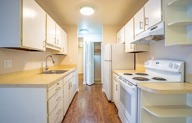 Camelot Apartments