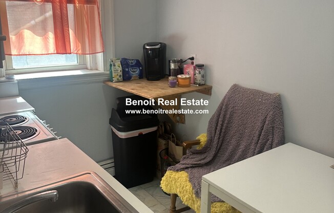 9 Colborne Rd, Brighton MA 12