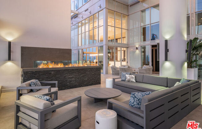 6 beds, 9.5 baths, 19,313 sqft, $80,000, Unit PH