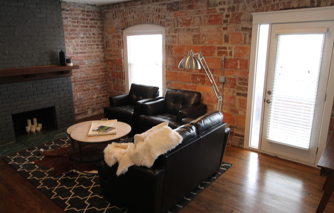 2 beds, 1 bath, 1,150 sqft, $1,470, Unit 6