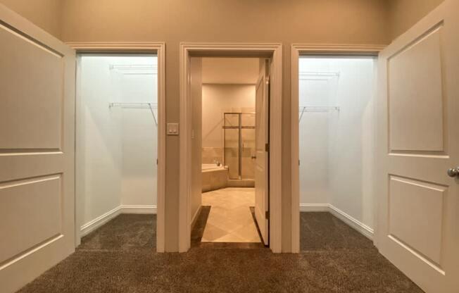 Large double closets in the bedroom - 3 Bedroom