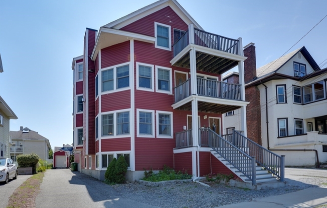 18 CLYDE RD