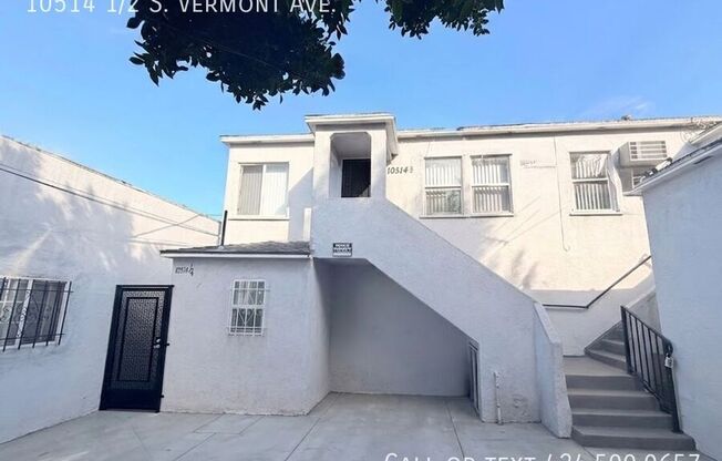 10514 1/2 S VERMONT AVE