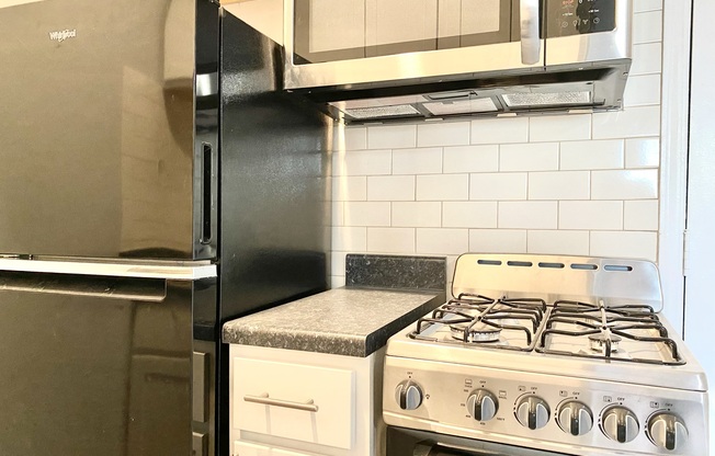4031 Kenmore UG Kitchen Studio