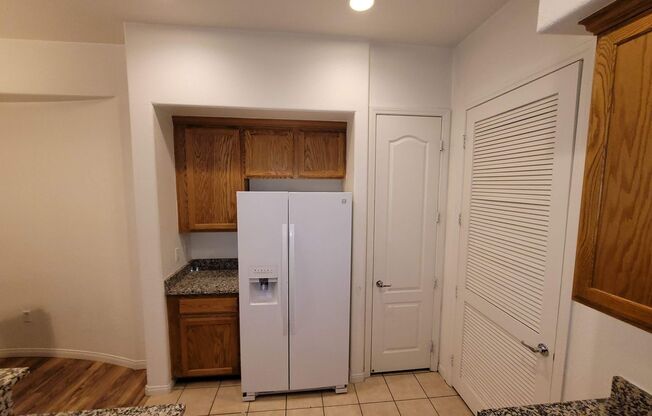 2 beds, 2 baths, $1,650