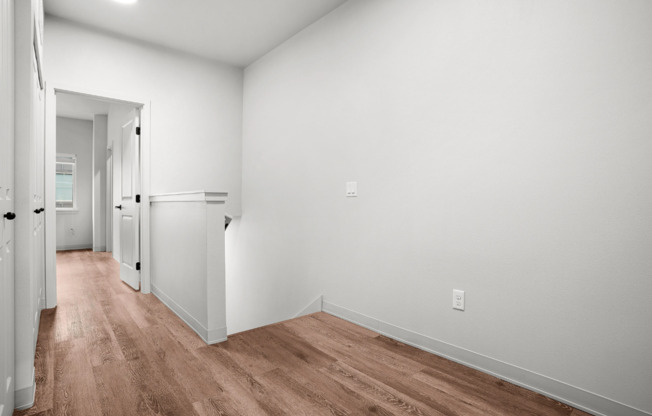 3 beds, 2 baths, 1,871 sqft, $2,880, Unit H-C