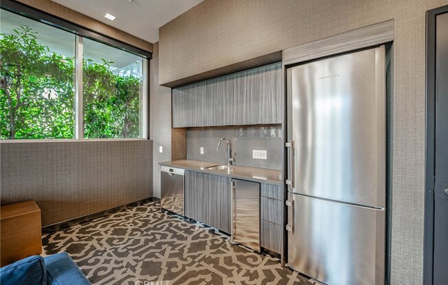 2 beds, 2 baths, 1,353 sqft, $5,500, Unit 1010