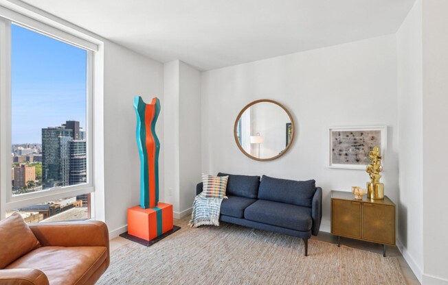 1 bed, 1 bath, $4,950, Unit 27J