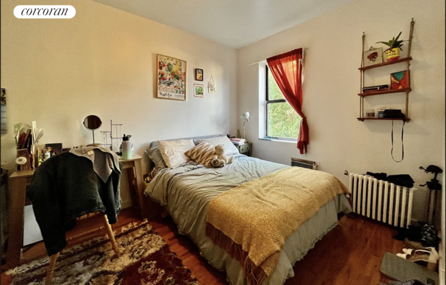 206 SAINT NICHOLAS AVE