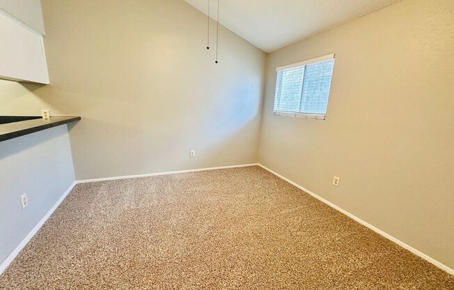 Studio, 1 bath, 500 sqft, $795, Unit 204