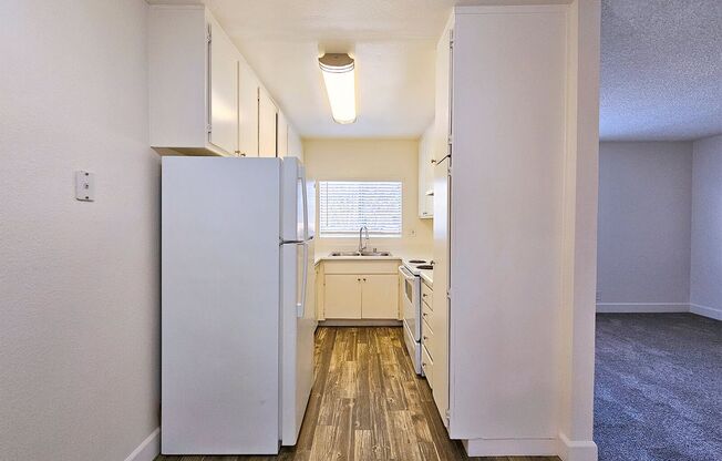 Crestwood Apartments