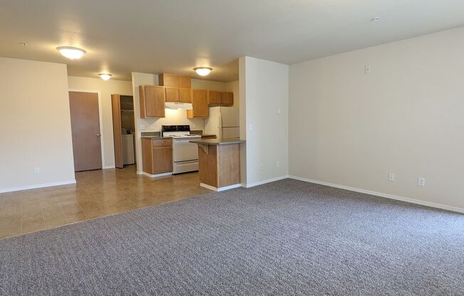 3 beds, 2 baths, 1,180 sqft, $1,625, Unit C104
