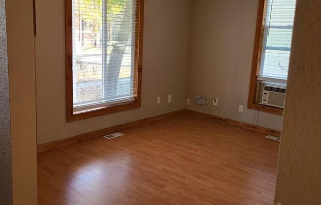 1 bed, 1 bath, $950