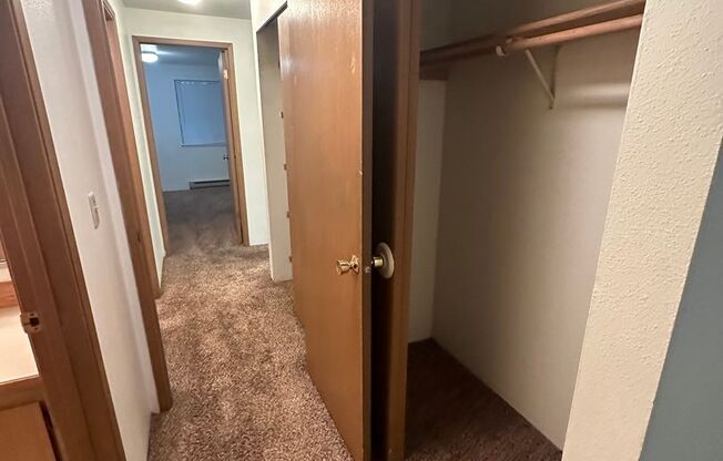 2 beds, 1.5 baths, 950 sqft, $1,600, Unit A103